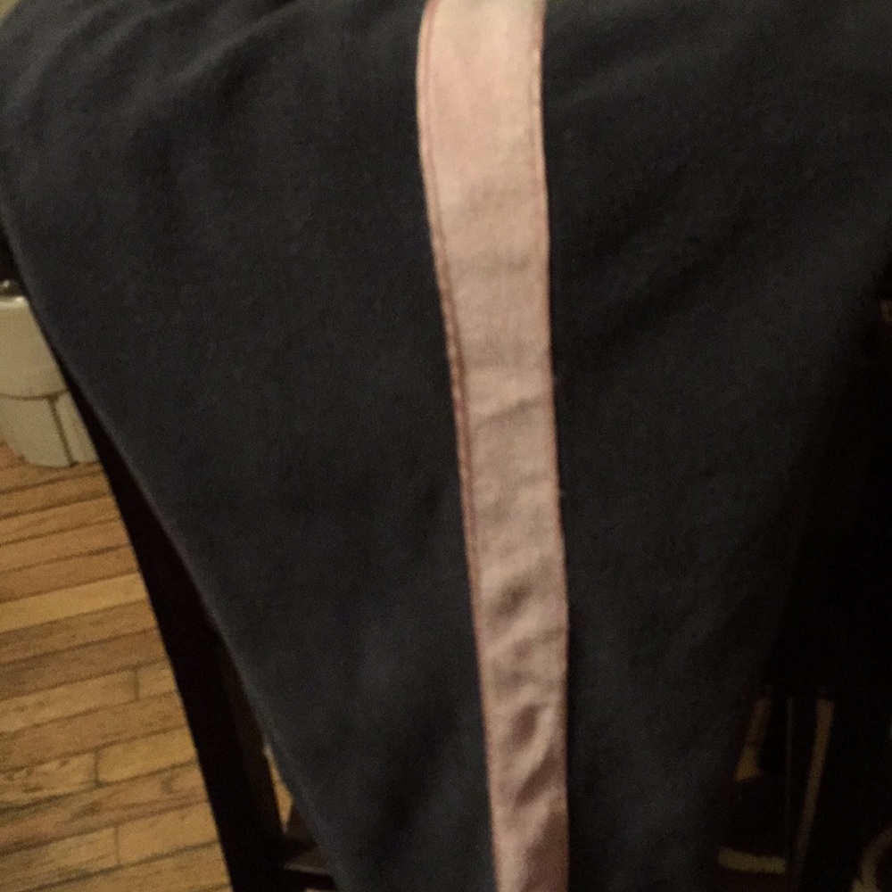 Sweatsuit - Picture 5 of 6